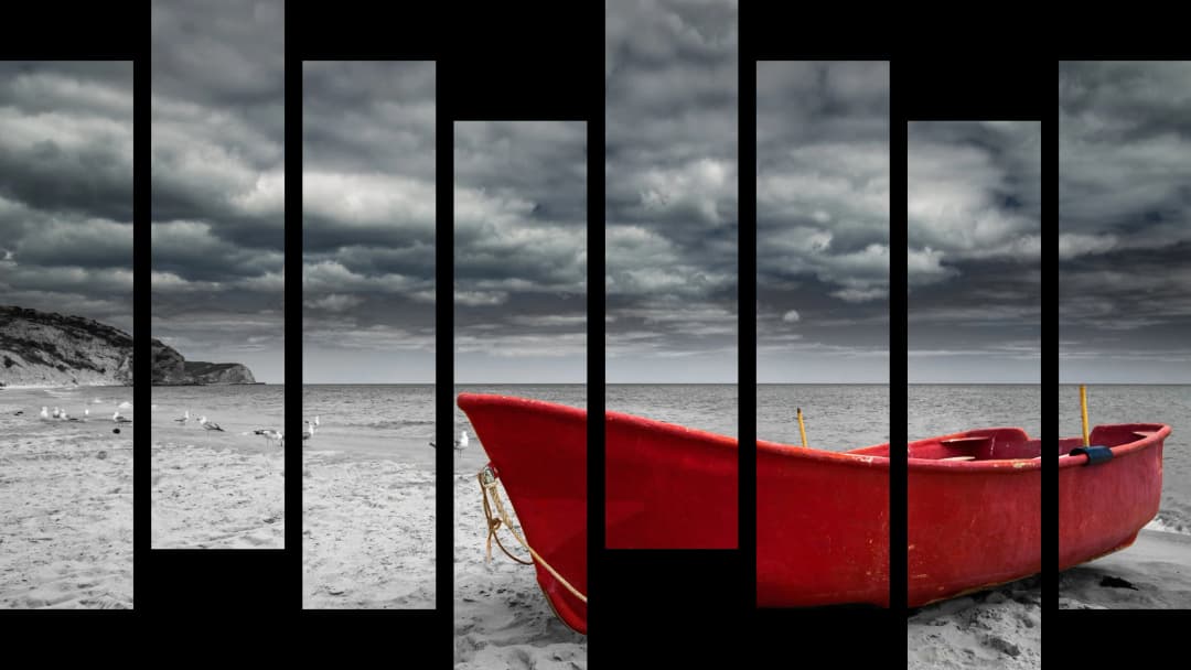 Red Boat Stormy Beach – 8 Panels Hierarchy